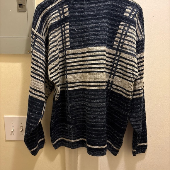 Vintage New Era Navy and White Striped Men's Crewneck Sweater size XL - Picture 6 of 6